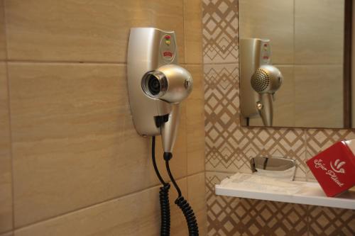 Hotel Pinguin – Eforie Nord, CA