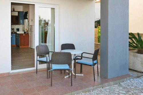 Apartments Marina Brist - CDM05033-CYE in Brist