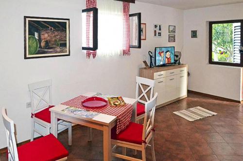  Apartments im Haus MAGINJA Petrcane - CDN021022-CYC in Petrčane