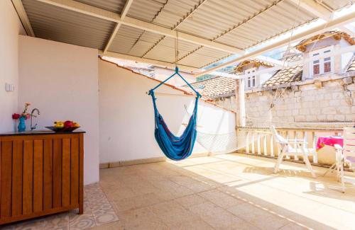 Summer Dream Old City Apartment 3