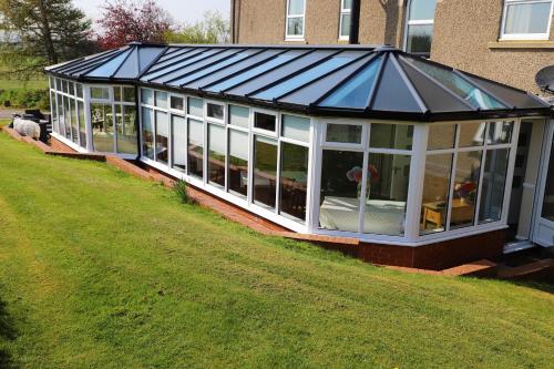 Elmfield House - image 4