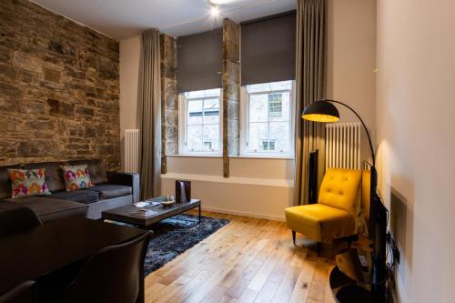 Linton Collection - Blackfriars Lofts - image 4