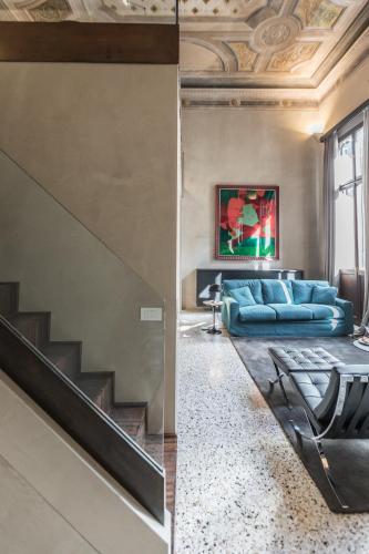 Varoter Design Venetian Studio - image 2