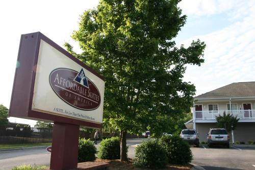 Affordable Suites Rocky Mount - image 8