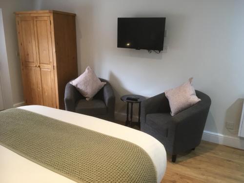 Trumbles Gatwick B&B - image 5