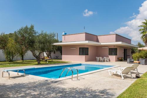  Villa Martes, Pension in Calimera