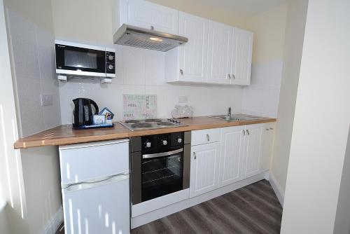 Twelve Apartments - image 4