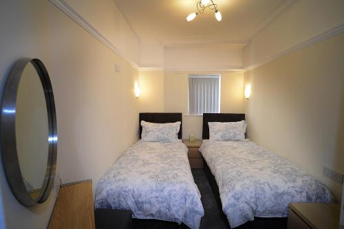 Twelve Apartments - image 3