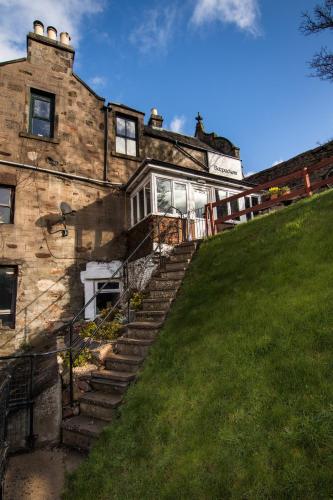 外部景觀, Bazpackers in 伊凡尼斯市中心