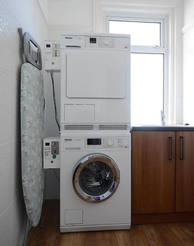 Twelve Apartments - image 12