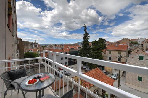 Via Porto Rooms, Split
