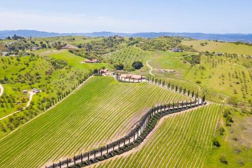 Aterno Estate & Vineyard, Main House & Guest House