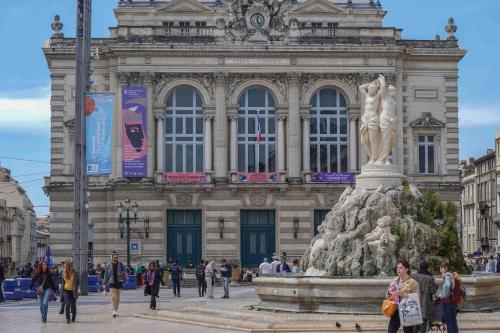 NOCNOC - Place de la comédie - image 9