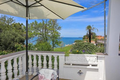  Apartments and rooms Aleksandra in Bibinje