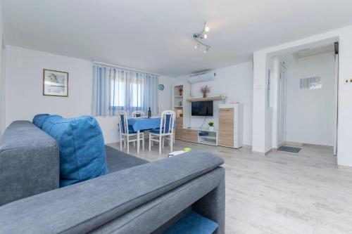 Apartment Island Dream - image 14
