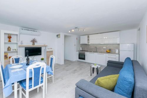 Apartment Island Dream - image 9