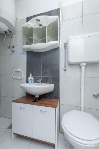Apartment Island Dream - image 5