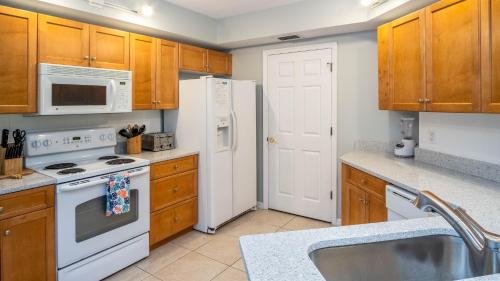 Honu Hideaway at Ocean Walk Resort, New Smyrna Beach (fotografie 8)
