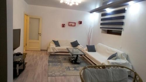 

Apartment on Akhmeteli 7