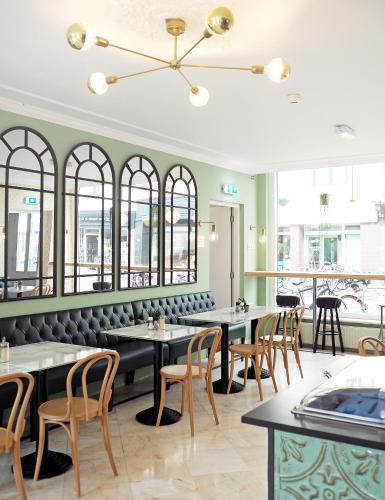 Restaurant, Hotel Sebel near Gemeentemuseum Den Haag