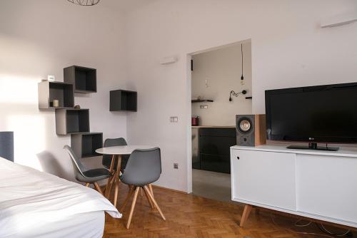 Modern studio in the heart of the city, Maribor (foto 7)