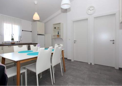  Apartments Žal in Bibinje