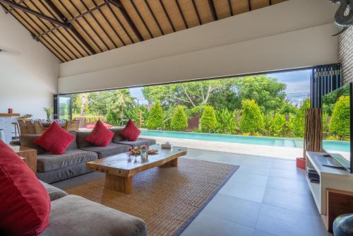 Luxury Villa Dore