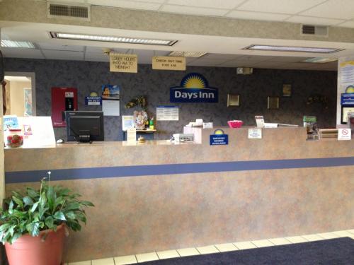 Days Inn by Wyndham Grayson