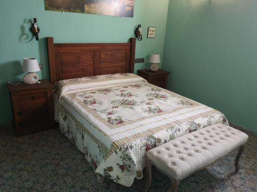  ANGELICARRA in Hoyos