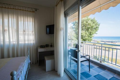 Chelona Apartments 2