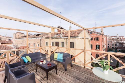 Ca' del Monastero 7 Collection Bright Apartment with Terrace - image 8