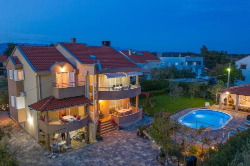  Apartmants Ivana & Toni, Pension in Privlaka