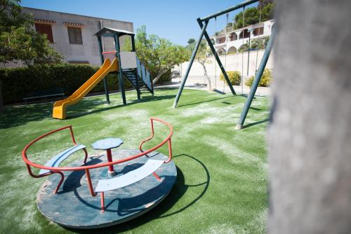 Holiday home for 5 people 200 meters from the sea and free wi-fi - image 6