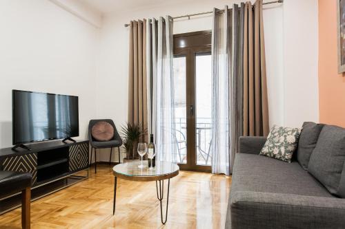 Nicholas Point Apartments and Rooms - image 7