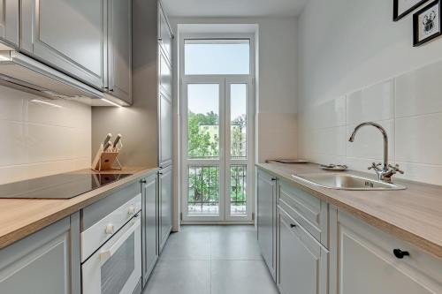Seaside Boulevard - Top Location Apartment - image 13