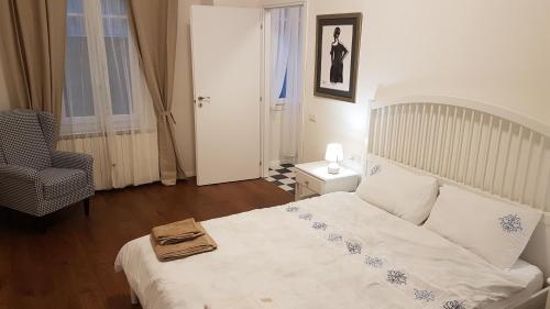  Eliya's Place, Pension in Verbania