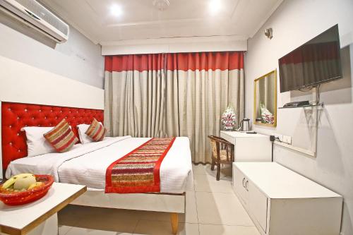 Double room, deluxe