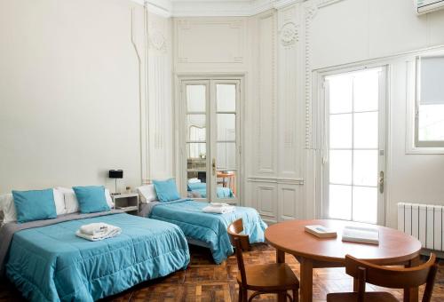 Patios de Recoleta near Museo Nacional de Bellas Artes