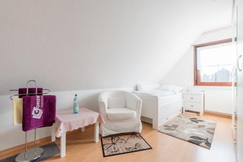 4224 Single Rooms Sarstedt - image 2