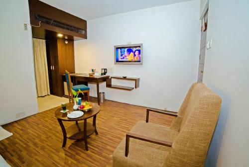 Hotel Clarks Collection Bhavnagar