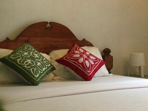 Budget Double Room image 2