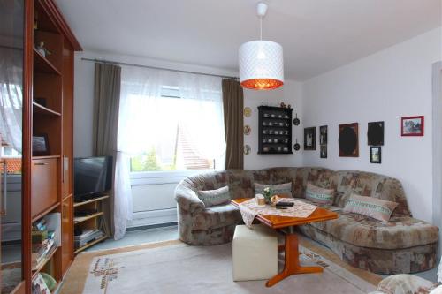 Fair Direct Private Apartment (6084)