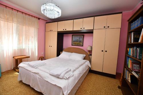 Kaza apartment - image 4