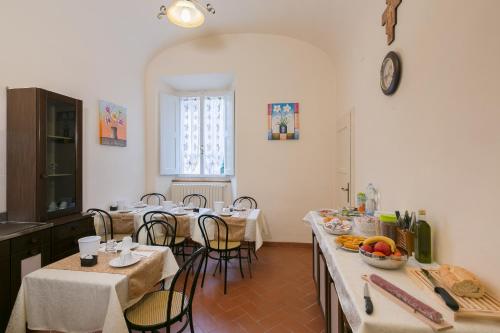B&B San Francesco - Tap to explore photos