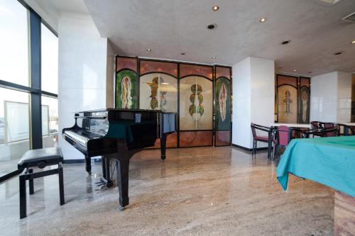 Hotel Diplomat Palace - image 3