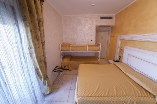 Hotel Diplomat Palace - image 4