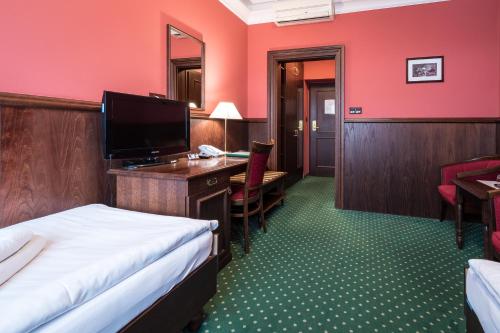 赫吉玛纳萨洛维奇酒店 赫吉玛纳萨洛维奇酒店