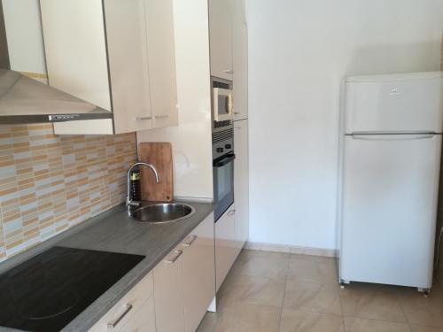Kitchen, VILLA DIAMOND LA ZENIA in Torrevieja