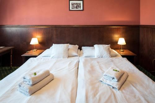 赫吉玛纳萨洛维奇酒店 赫吉玛纳萨洛维奇酒店