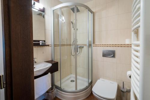 赫吉玛纳萨洛维奇酒店 赫吉玛纳萨洛维奇酒店